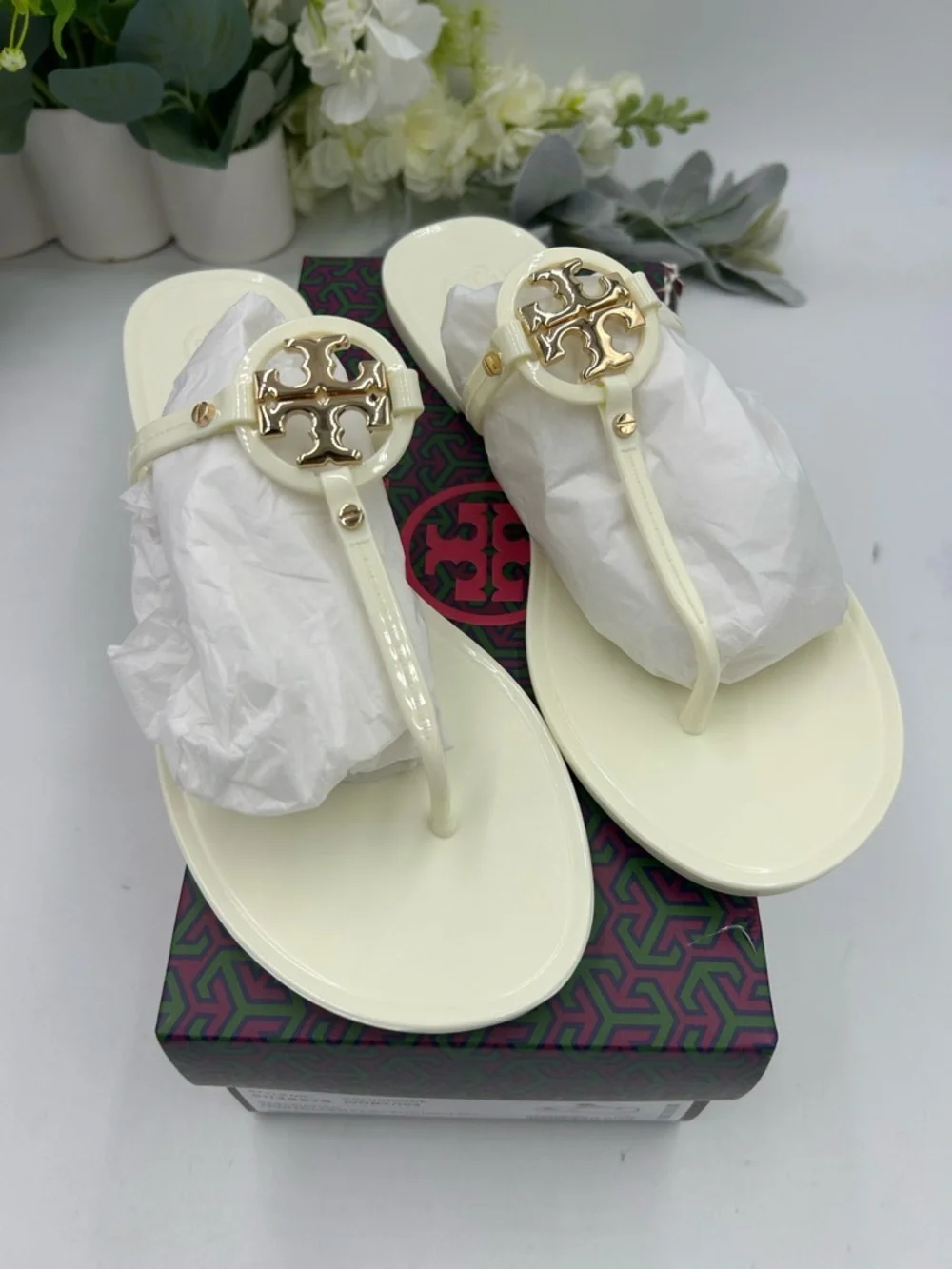 Women's TORY BURCH thong jelly sandals, size 11